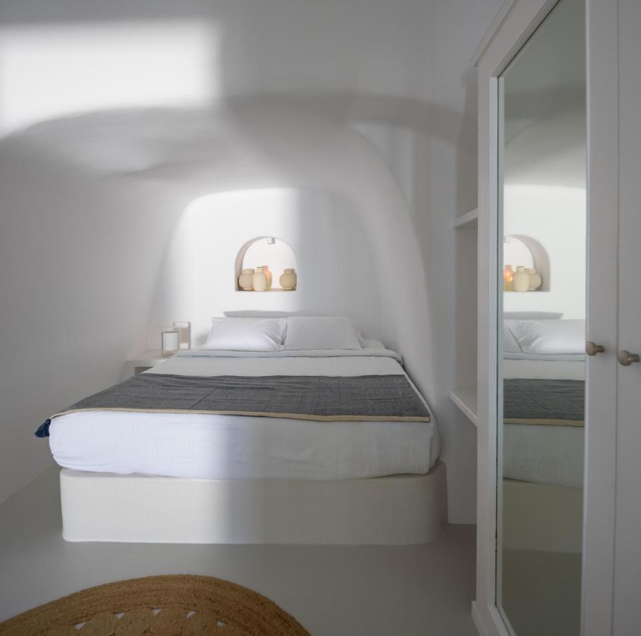 Lathouri Cave Villa Oia Exterior foto